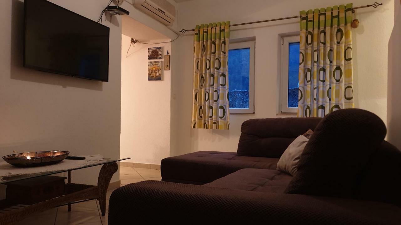 Apartman Biserka Pitve Esterno foto